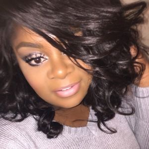Meet your Posher, Lateisha